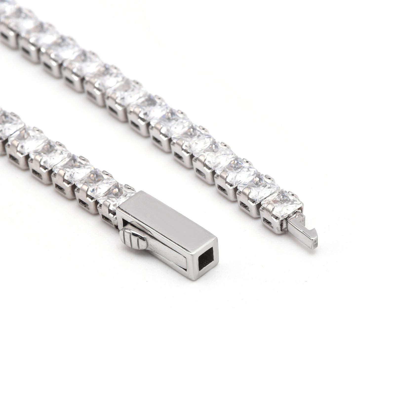 Bracciale 3mm unisex acciaio inossidabile zirconi placcato oro bianco 18k