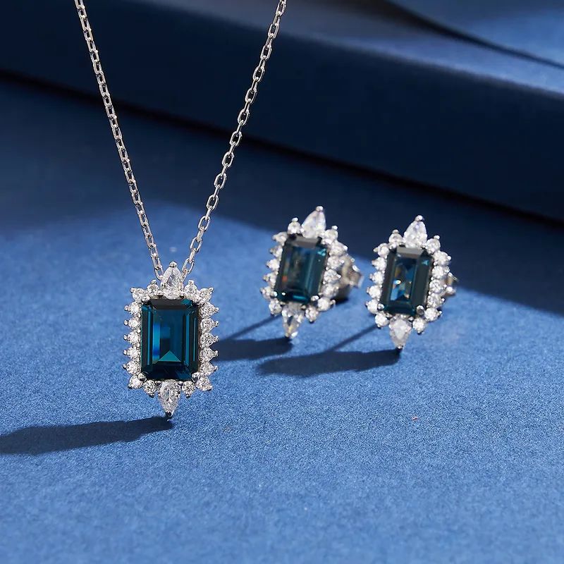 Set collana+orecchini in argento sterling 925 placcata oro bianco 18k